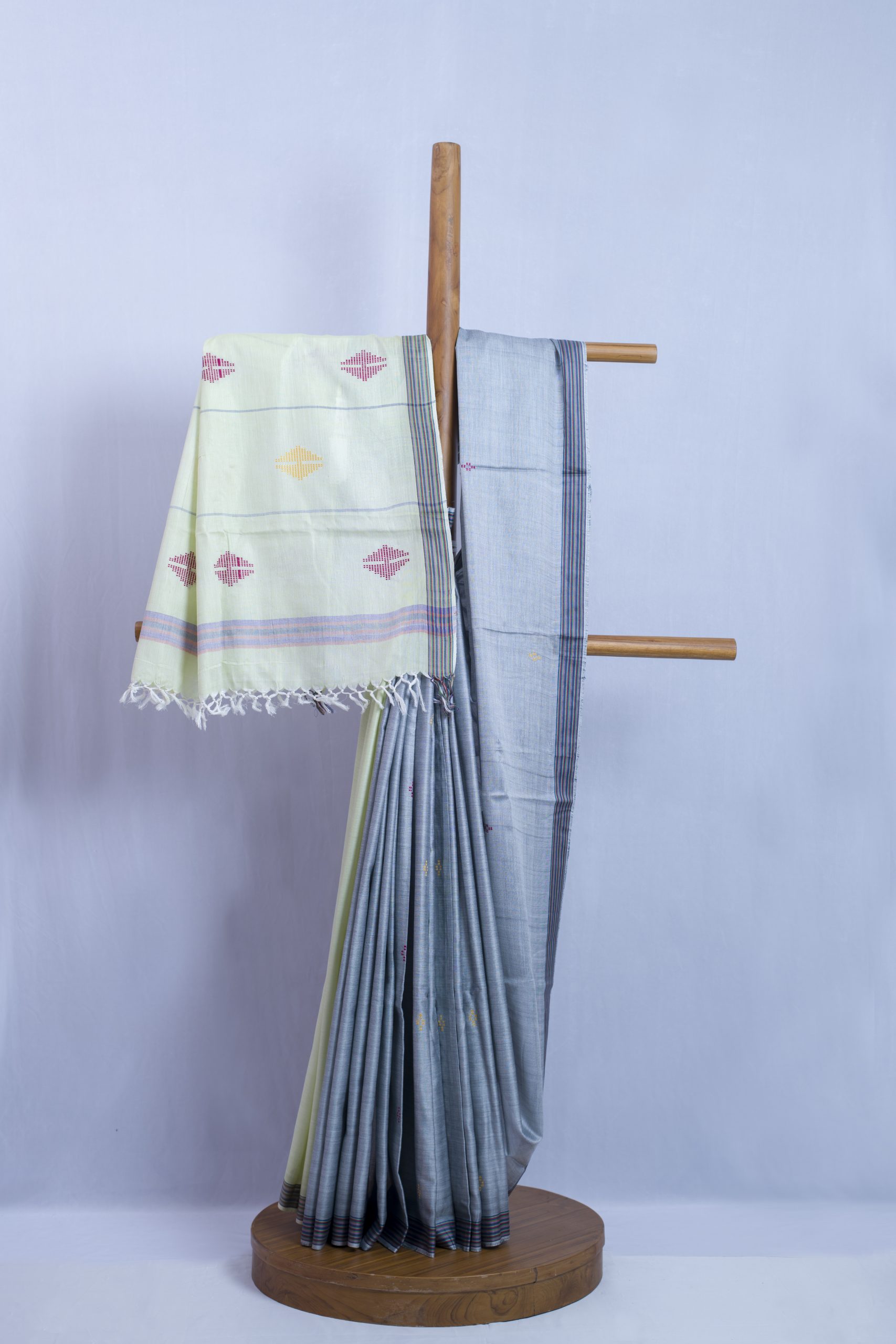 Bavan Butti Cotton Saree